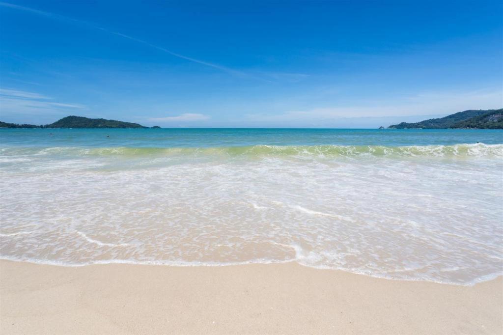 Azure Bangla Phuket Hotel Patong Екстериор снимка