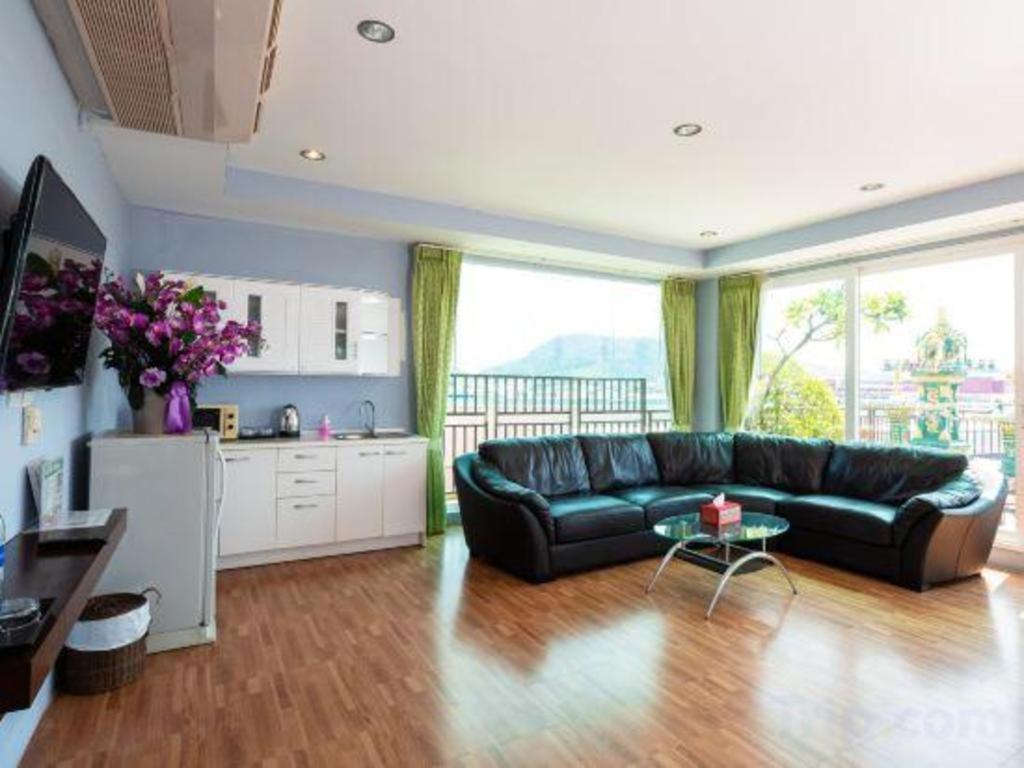 Azure Bangla Phuket Hotel Patong Екстериор снимка