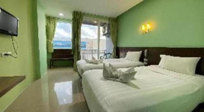 Azure Bangla Phuket Hotel Patong Екстериор снимка