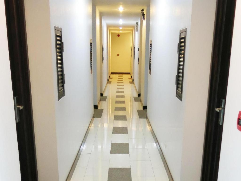 Azure Bangla Phuket Hotel Patong Екстериор снимка