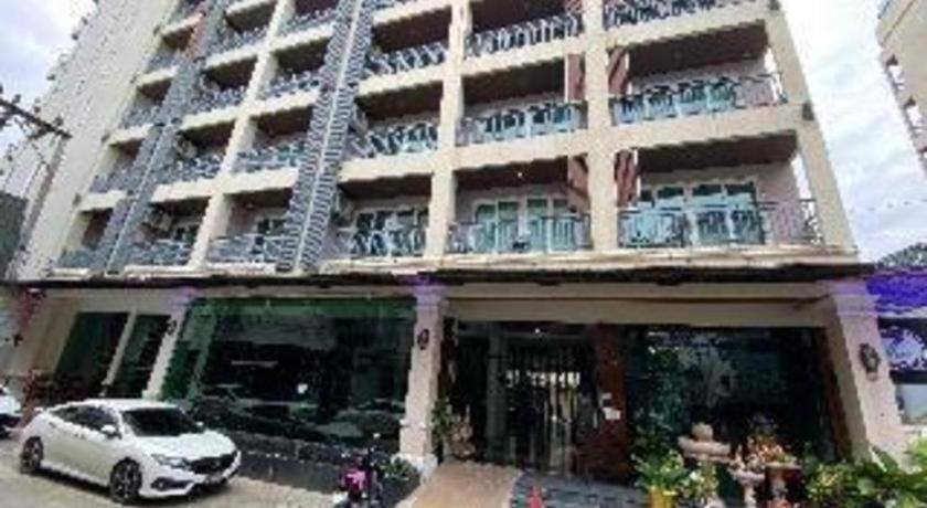 Azure Bangla Phuket Hotel Patong Екстериор снимка