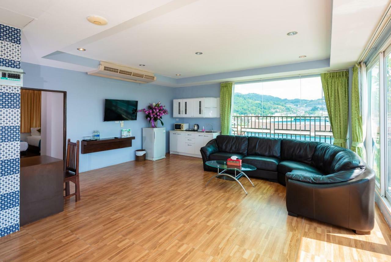 Azure Bangla Phuket Hotel Patong Екстериор снимка